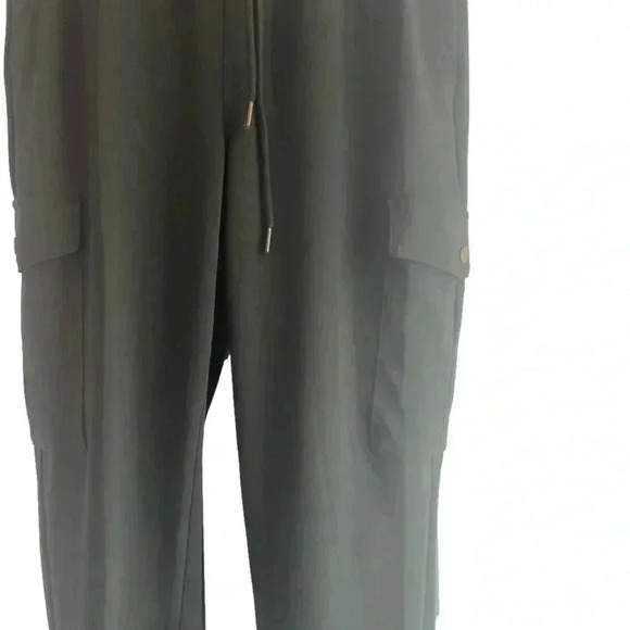 One5One Cargo Pants Hunter Green Pockets Lightweight EUC Size Medium - Picture 2 of 3